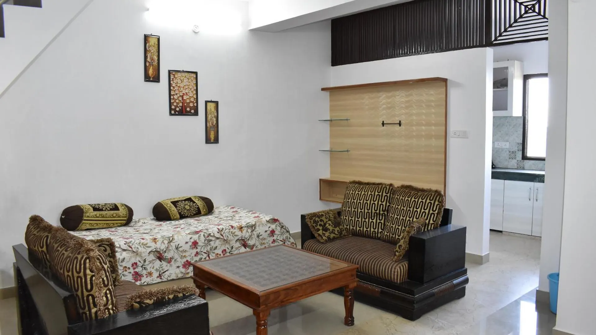 Rkm Biulding Sharma B&B Шимла 0*,
